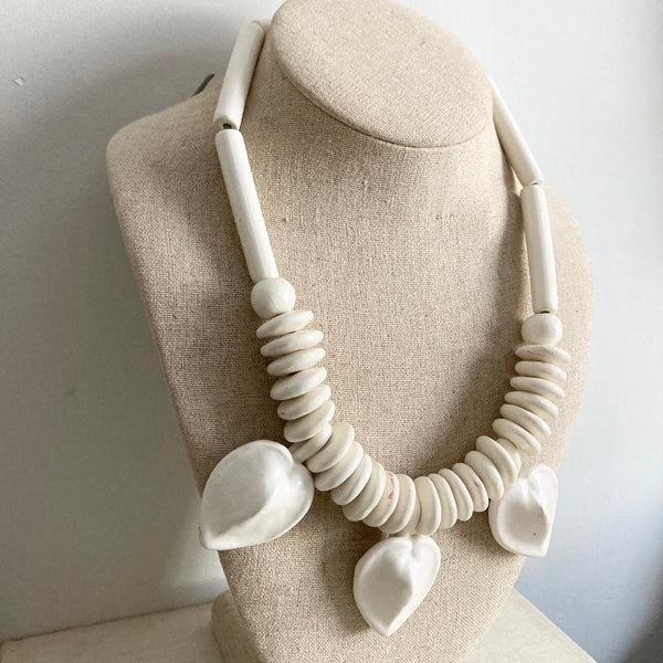 Vintage Ceramic Shell Necklace Candace Loheed