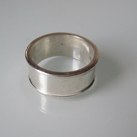 Vintage Sterling Silver Band Ring - Edge Rim