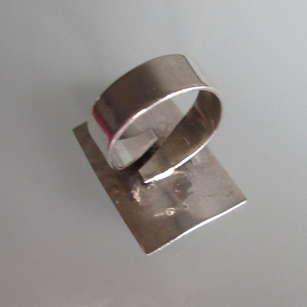 Modern Hammered Silver Ring with Onyz inset