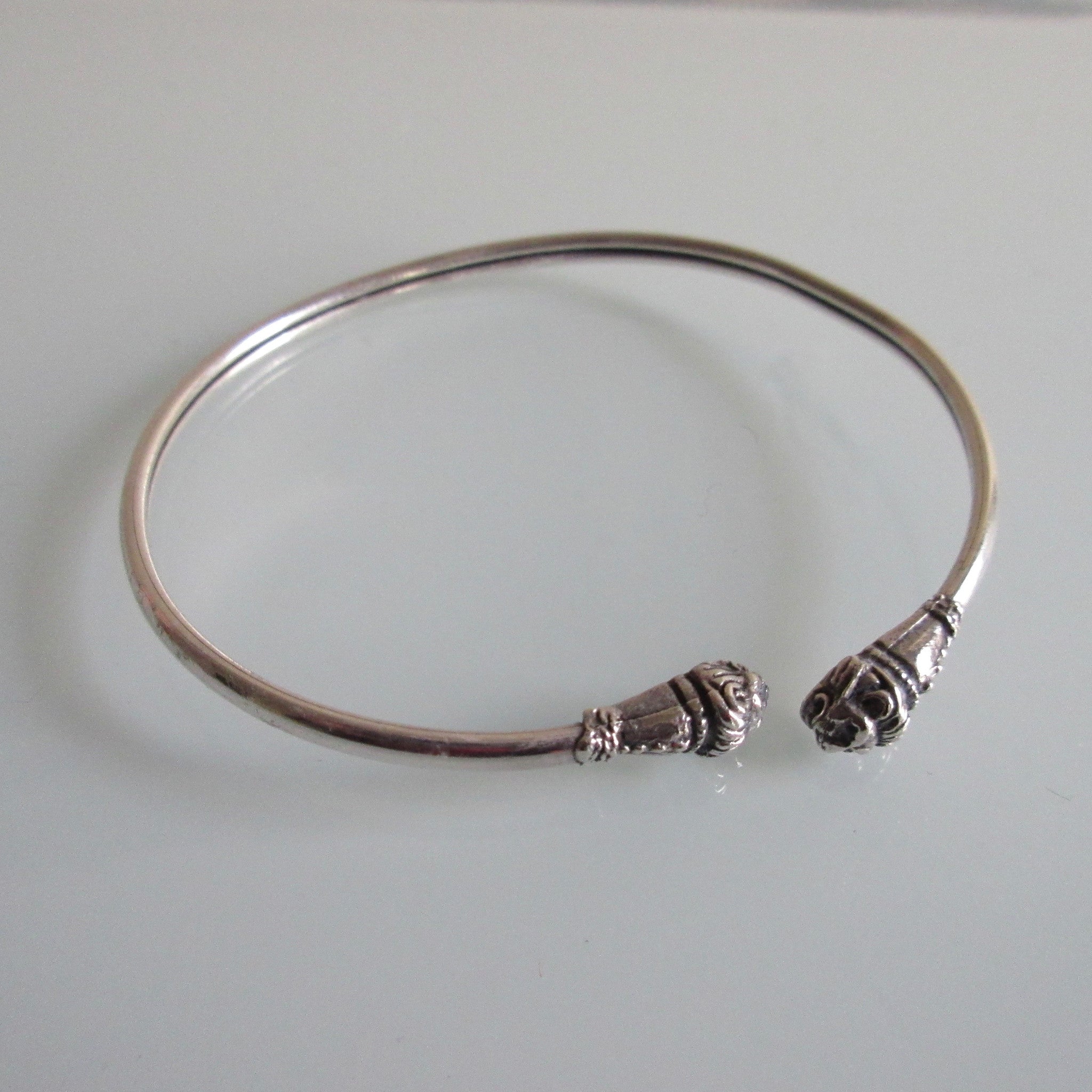 Sterling Silver Bangle Lion Heads