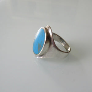 Mid Century Turquoise and Sterling Silver Ring
