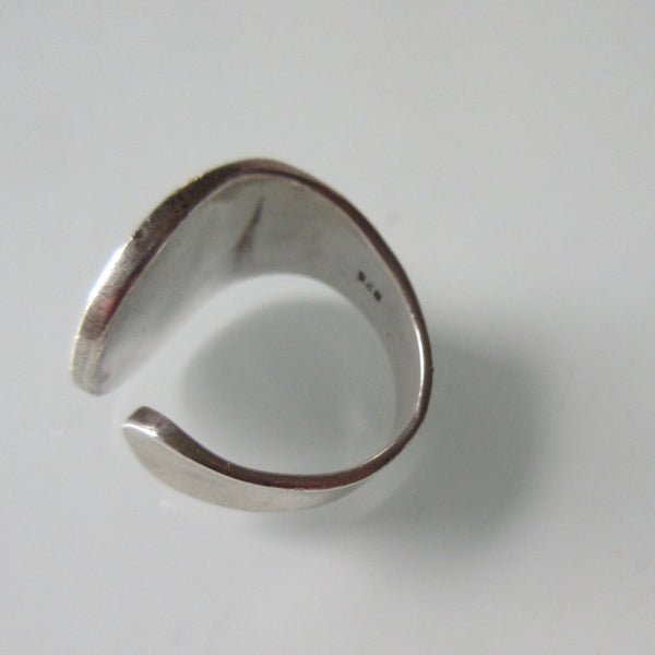 Cuff Sterling Silver Mother of Pearl Ring