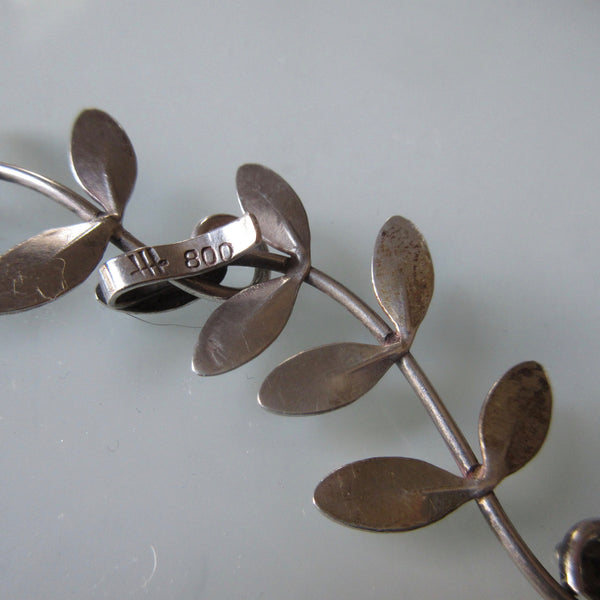 Modernist Sterling Silver Leaf Design Choker