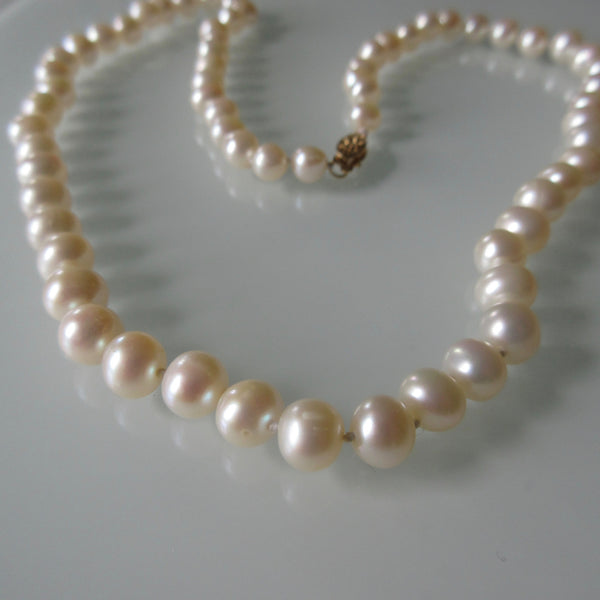 Fresh Water Pearls Hallmarked Gold Clasp