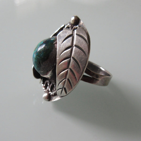 Navajo Old Pawn Sterling and Turquoise Ring Leaf Detail