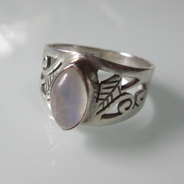 Vintage Open Foliage Moonstone Sterling Silver Ring