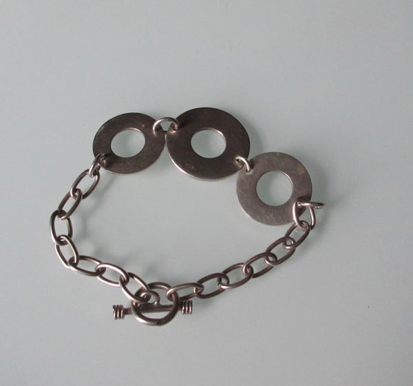 Contemporary Sterling Silver Circle Link Bracelet