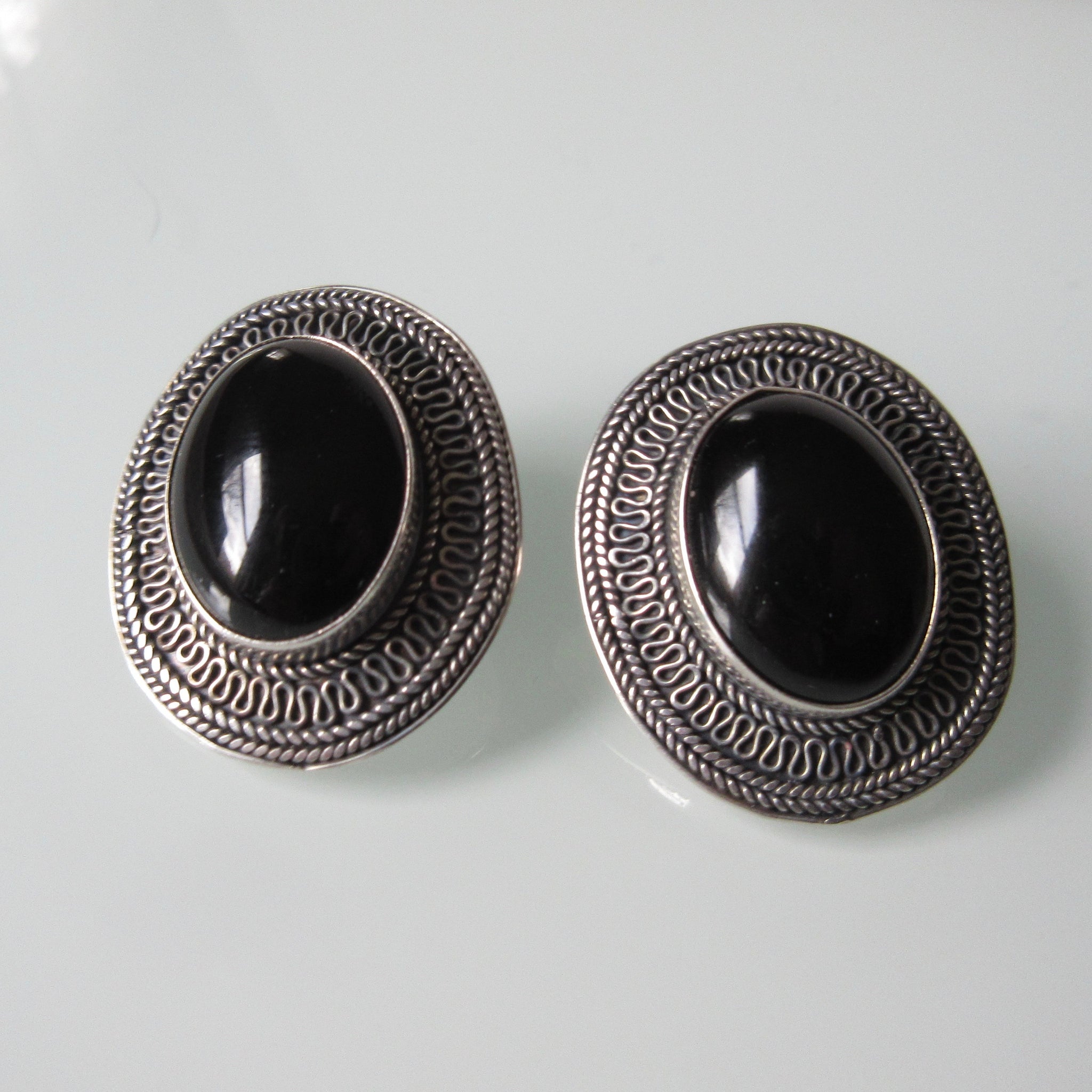 Vintage Silver Filigree Onyx Earrings