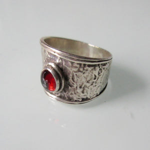 Modernist Textured Ring Red Stone
