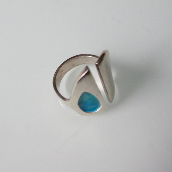 Mid Century Modern Ring With Enamel Inset