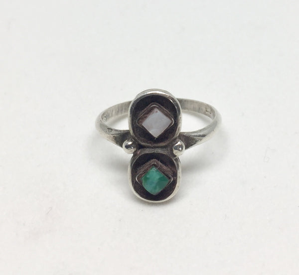 Vintage Silver Zuni Mother of pearl Turquoise Ring