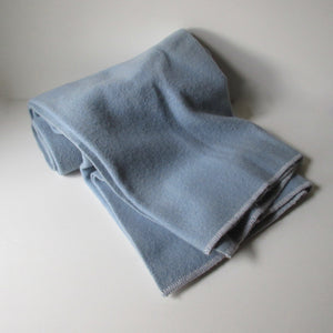 Vintage Wool Blanket - Powder blue